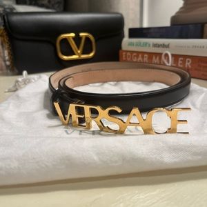 100% Authentic Versace Logo Slim Belt- Size 95 fits like a M/L
